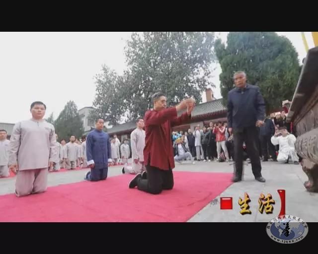 陈家沟太极拳学校校长陈小星收徒暨祭祖活动在陈家沟举行(配图)