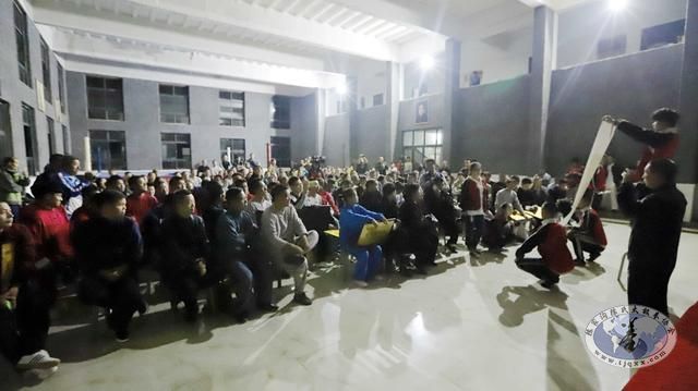 陈家沟陈氏太极拳协会成立基金会 义拍慰问帮扶陈家沟贫困家庭(配图)